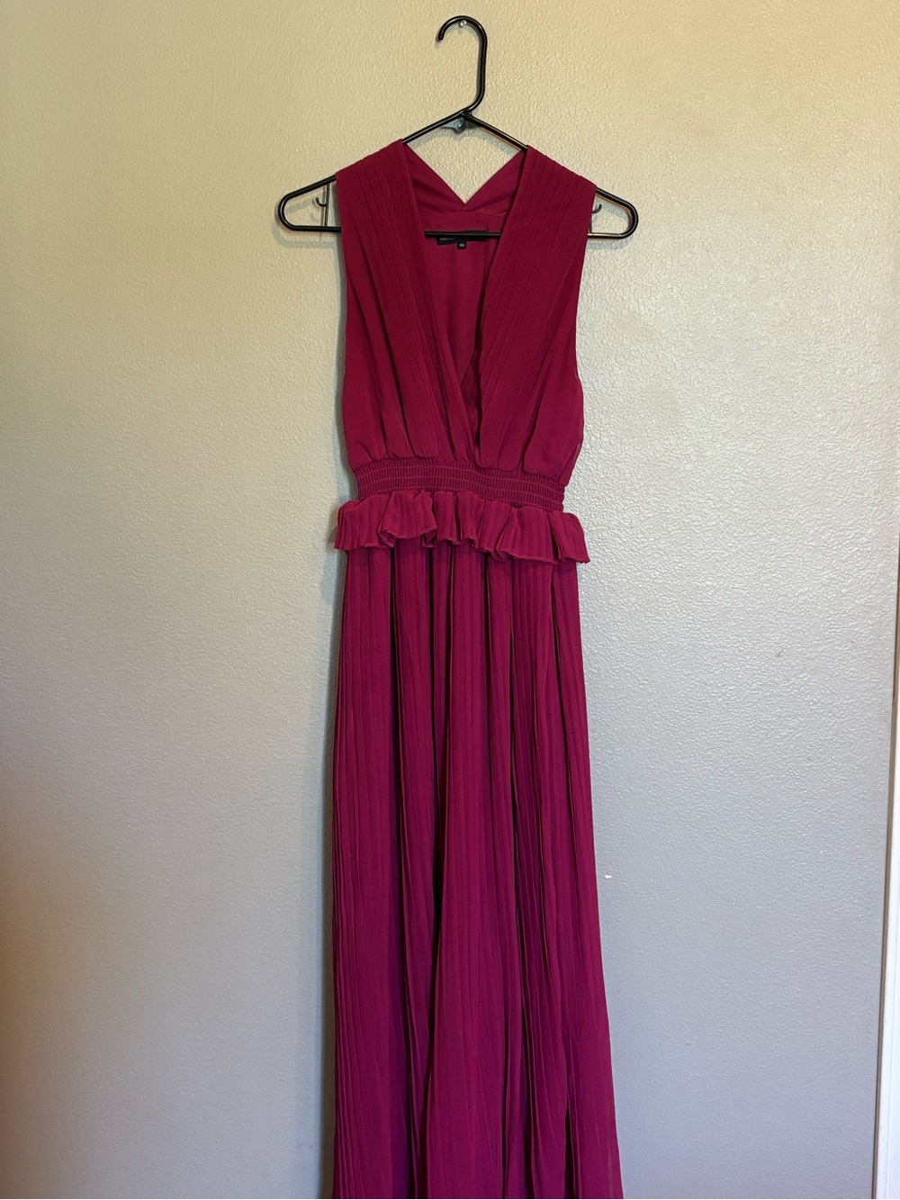 French Connection Sleeveless V-Neck Ruffled Waist Maxi Dress in Fuchsia